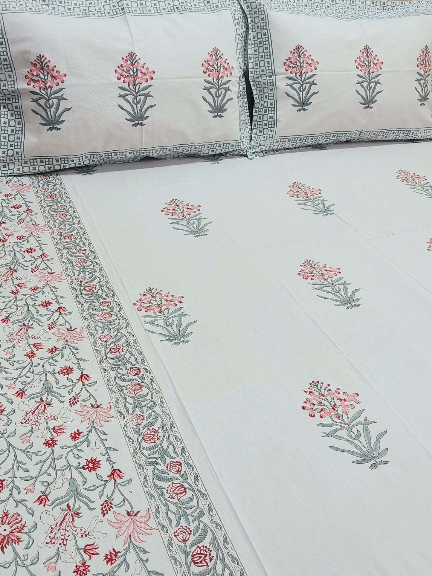 Handblock Printed Premium Bedsheets (Dispatch Time 24 Hours)