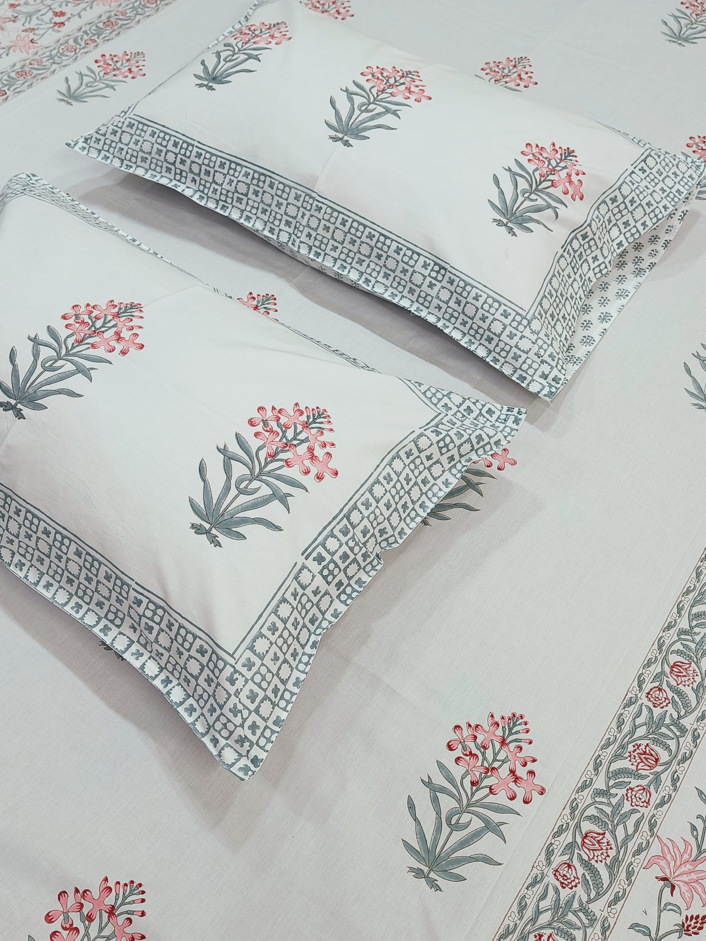Handblock Printed Premium Bedsheets (Dispatch Time 24 Hours)