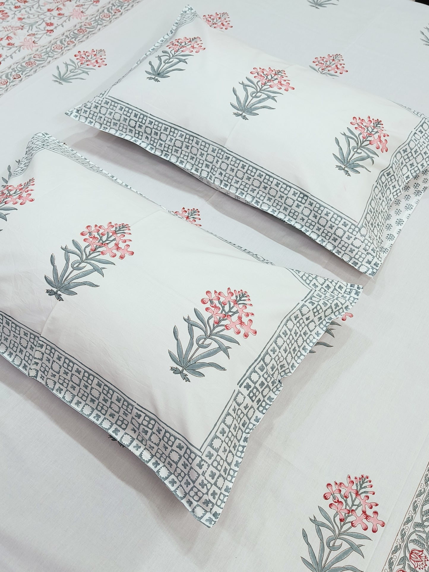 Handblock Printed Premium Bedsheets (Dispatch Time 24 Hours)