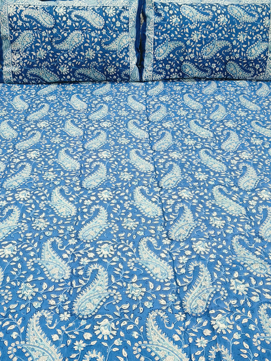 Bedsheet With King Size Pillow Cases