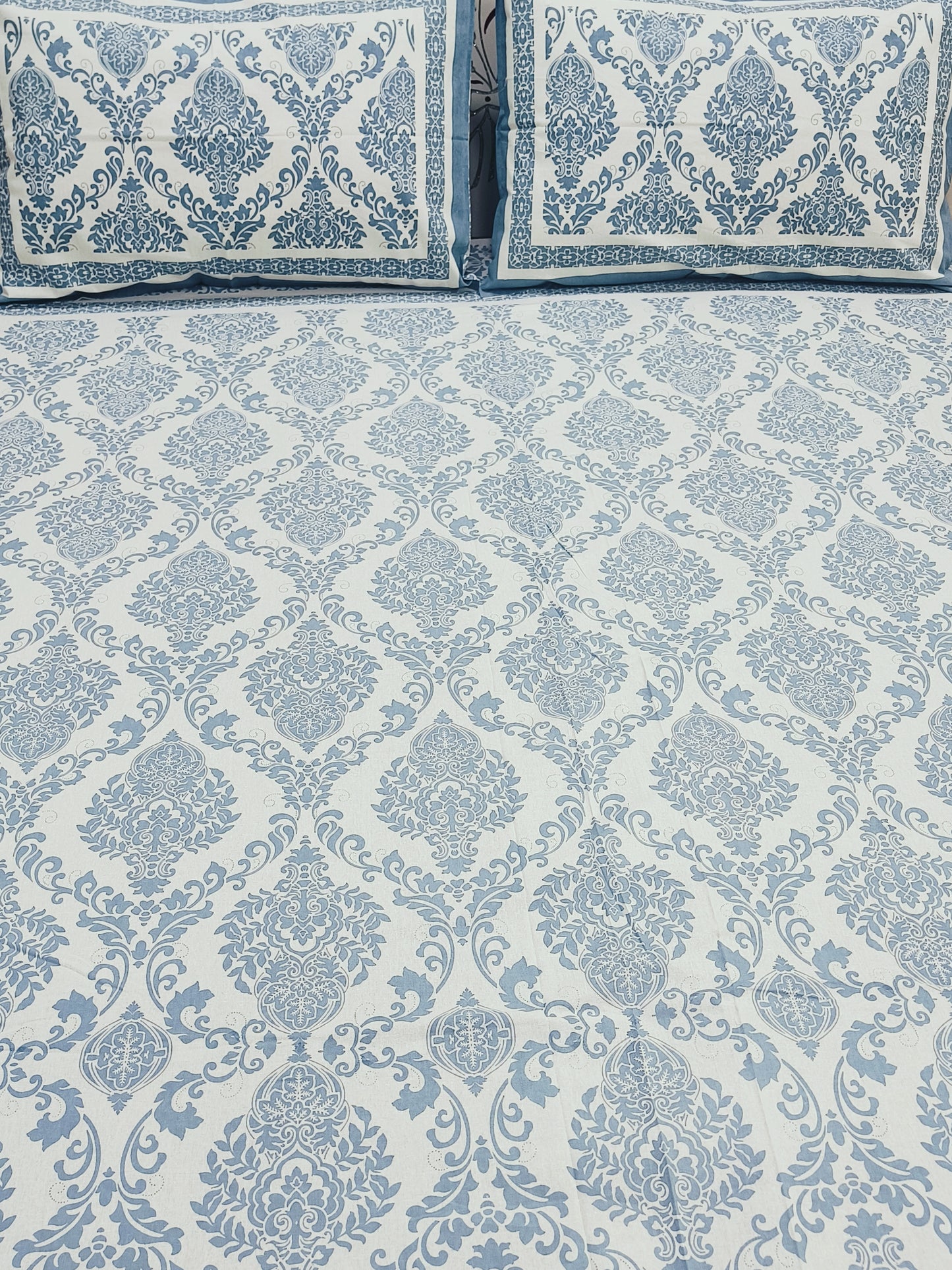 FRESH ARRIVALS Gulbahaar King Size Bedsheets