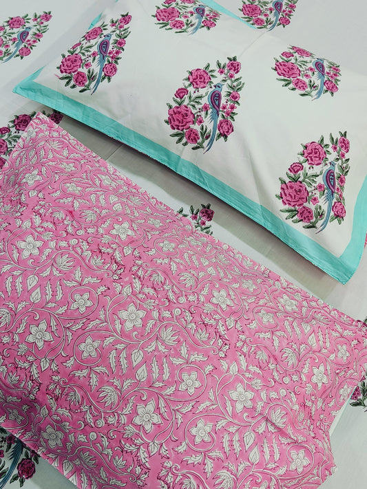 Bedsheet With King Size Pillow Cases