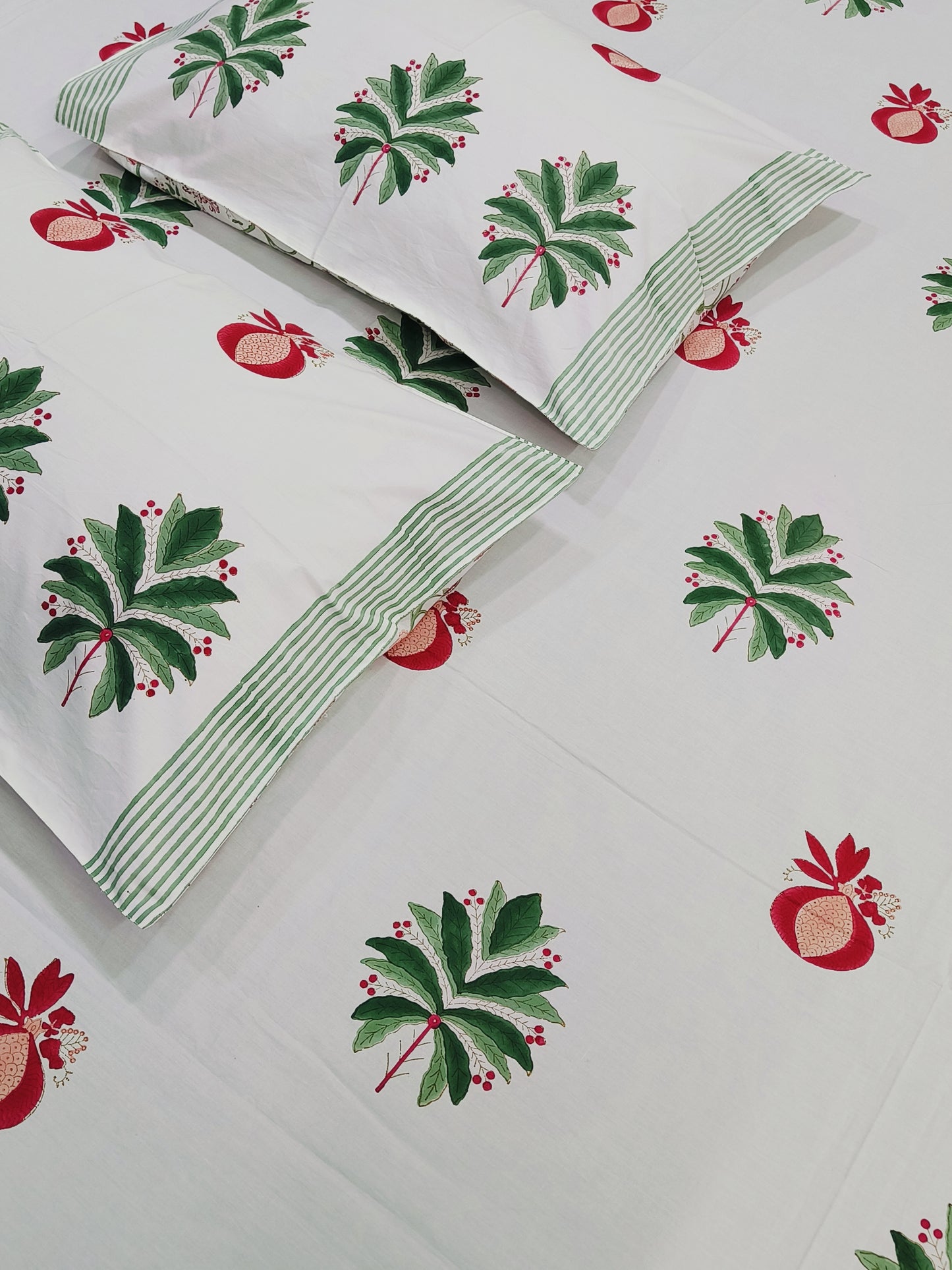 QUEEN Fitted Sheet