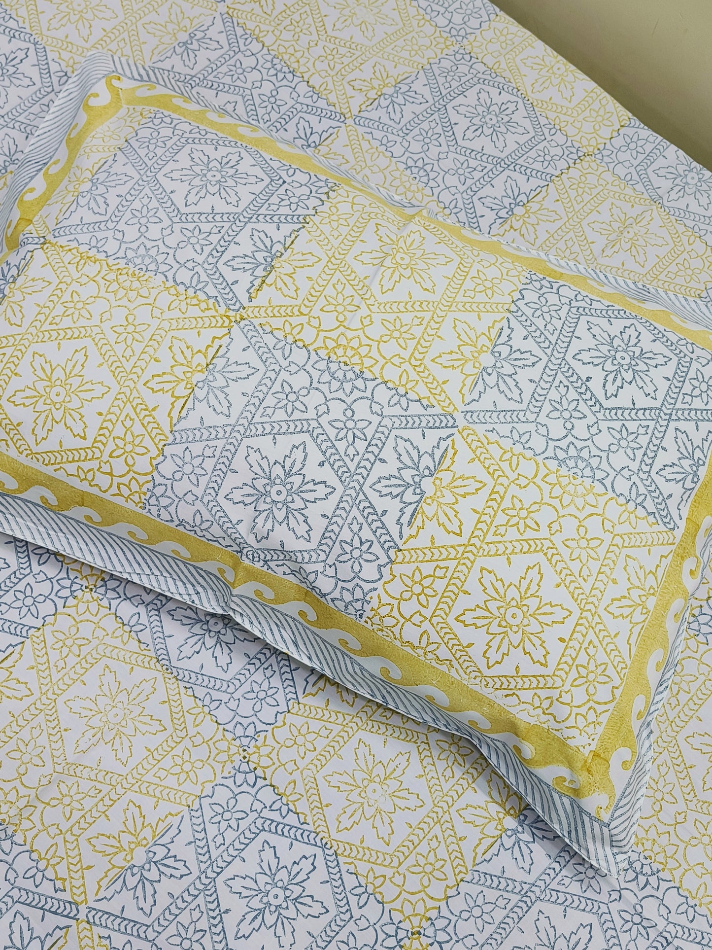 Twin Bedsheets/Single Bedsheets