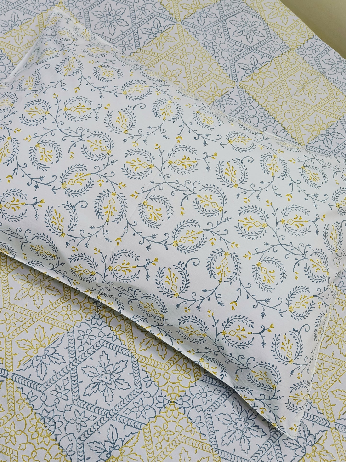 Twin Bedsheets/Single Bedsheets