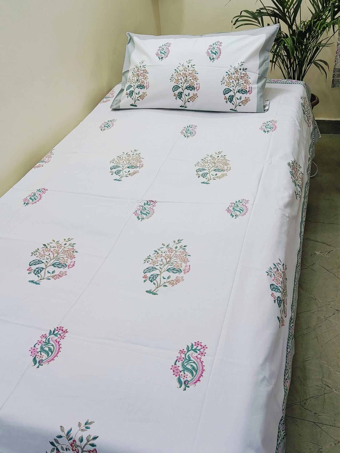 Twin Bedsheets/Single Bedsheets