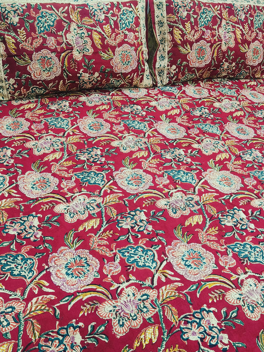Bedsheet With King Size Pillow Cases