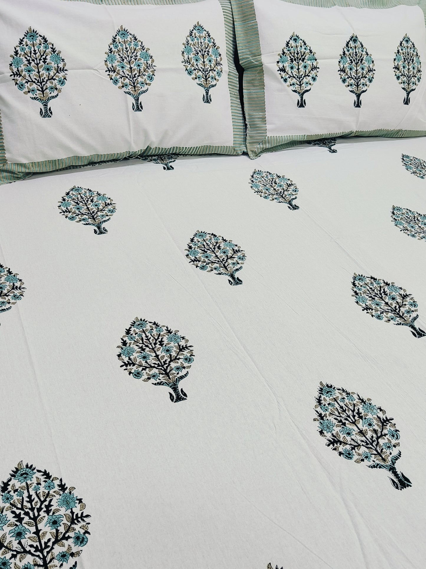 QUEEN Fitted Sheet