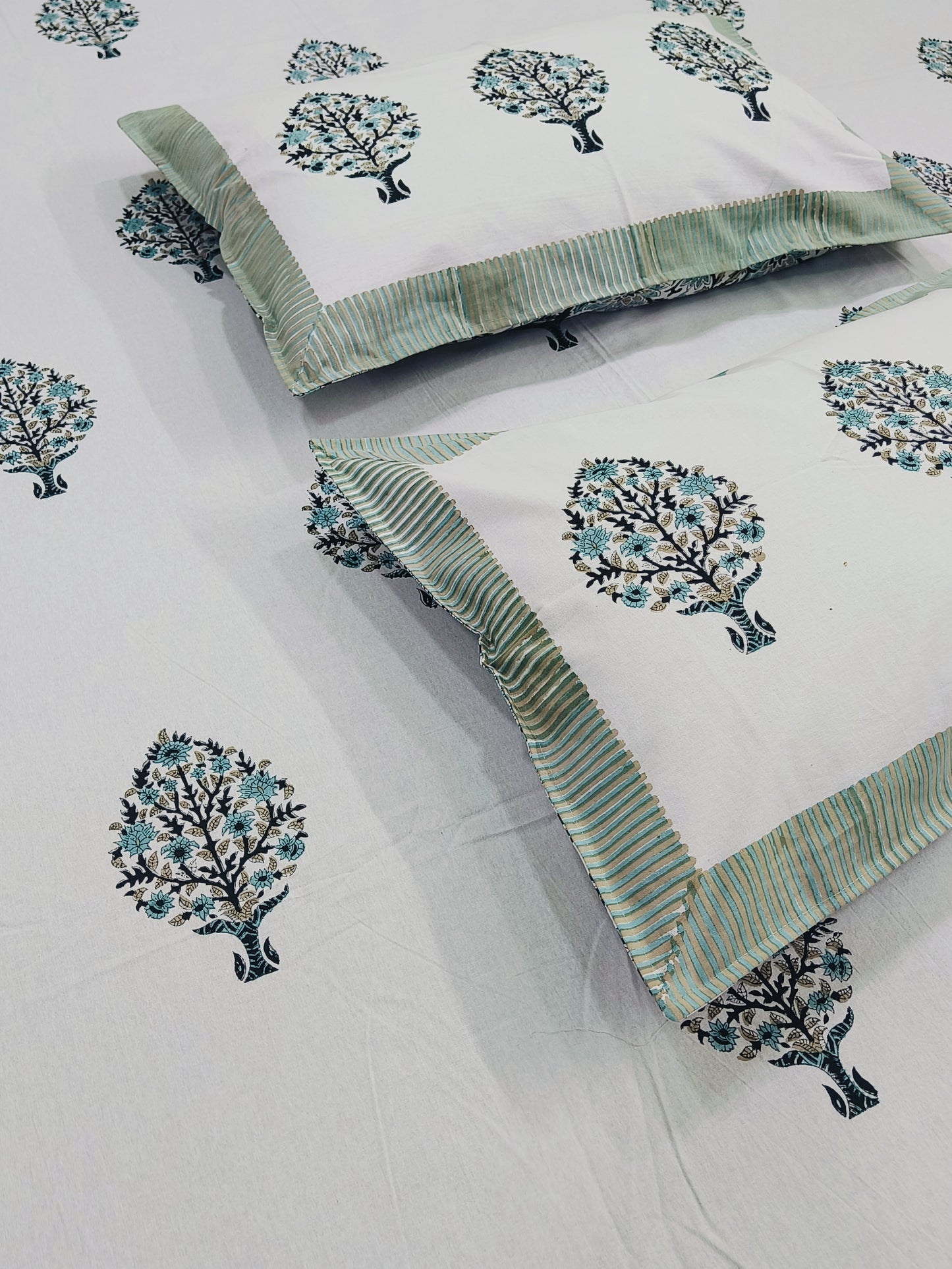 QUEEN Fitted Sheet