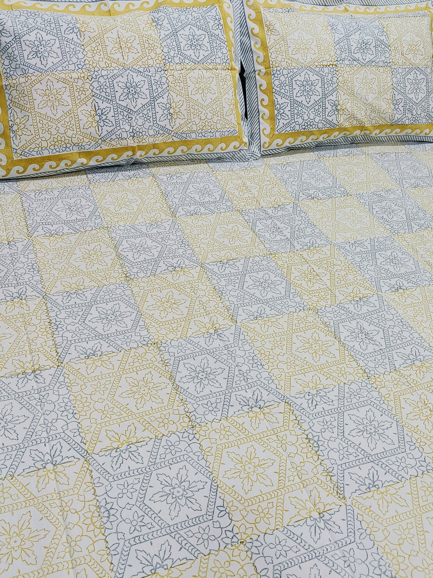 FRESH ARRIVAL Handblock Printed Premium Bedsheets(Dispatch Time 24 Hours)