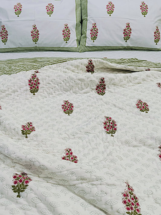 Bedding Sets with Quilts