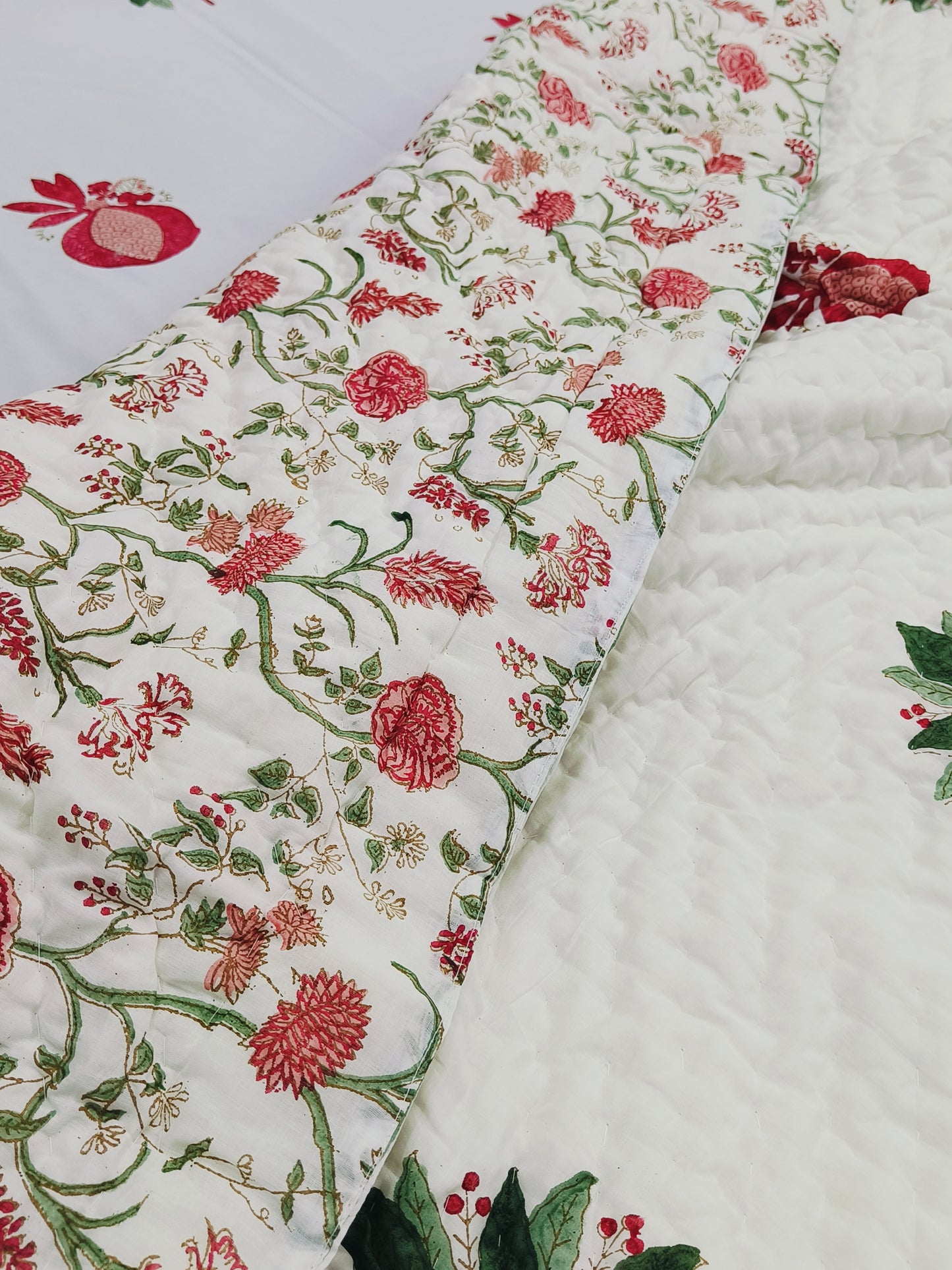 Bedding Sets with Quilts