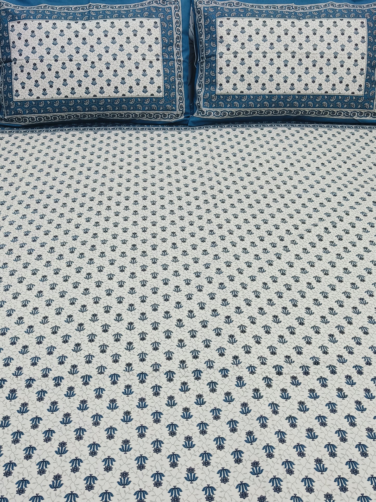 Floral Sadabahaar Bedsheets(Dispatch Time 24 Hours)