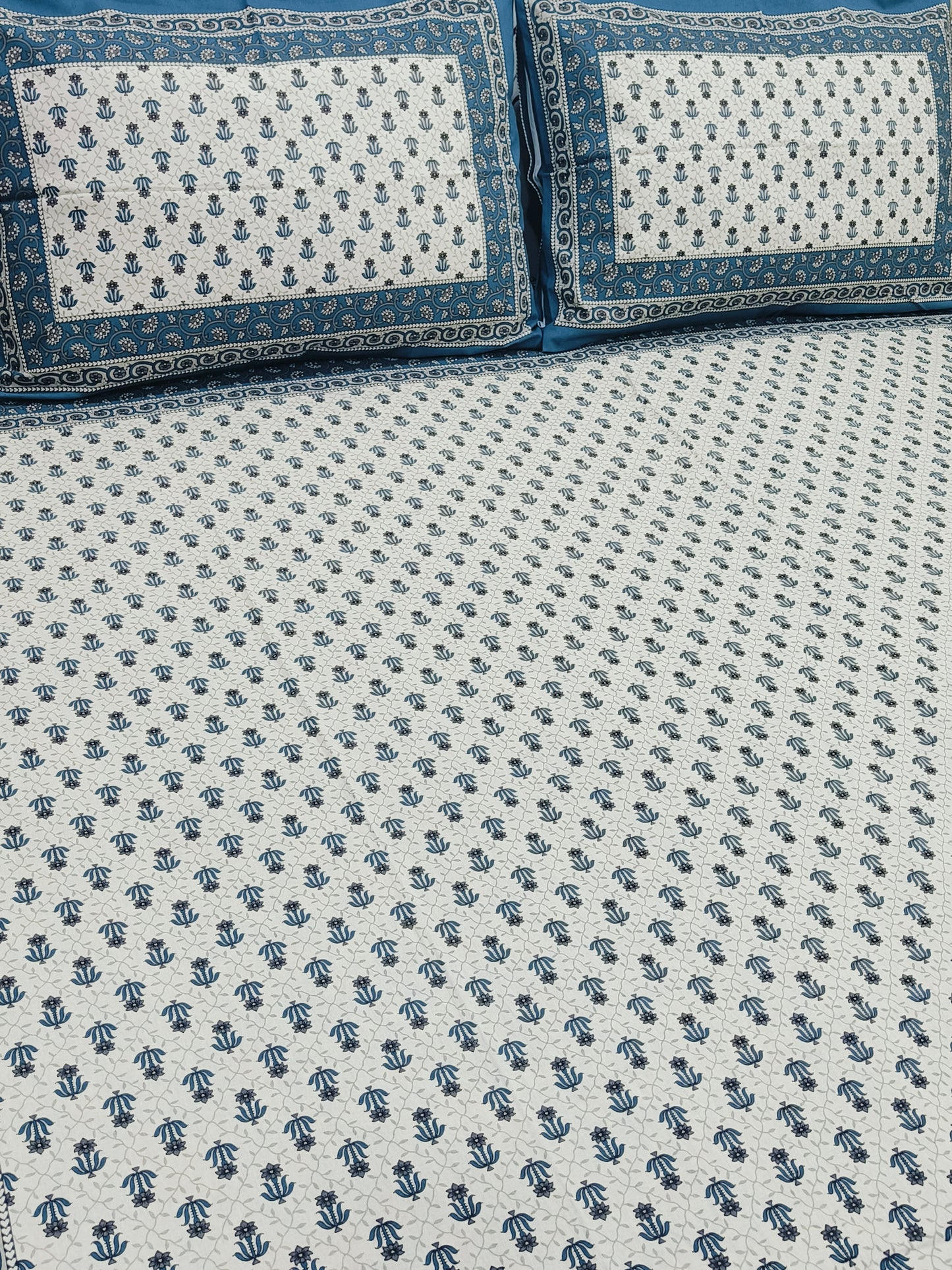 Floral Sadabahaar Bedsheets(Dispatch Time 24 Hours)