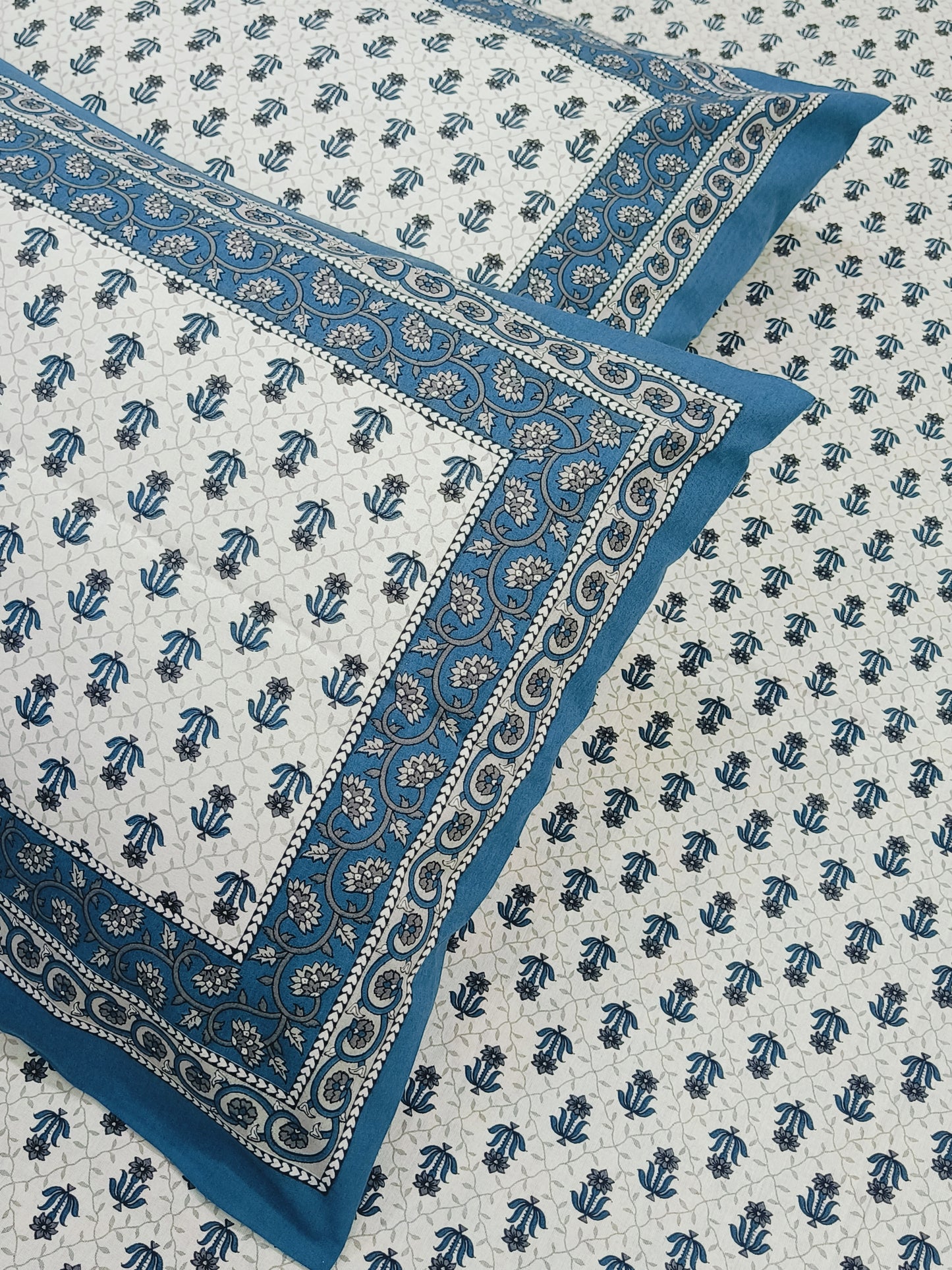 Floral Sadabahaar Bedsheets(Dispatch Time 24 Hours)