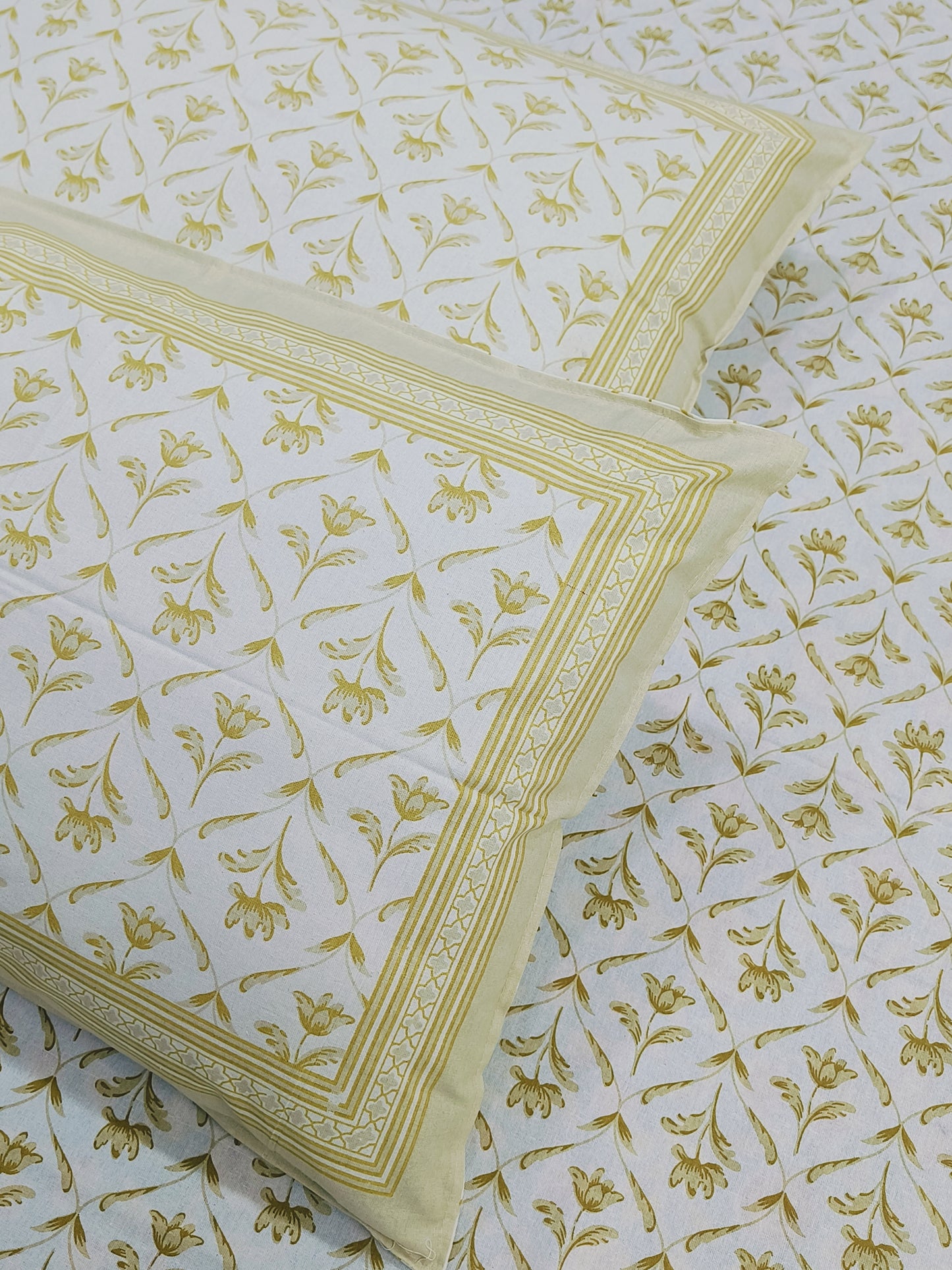 FRESH ARRIVAL! Floral Sadabahaar Bedsheets(Dispatch Time 24 Hours)