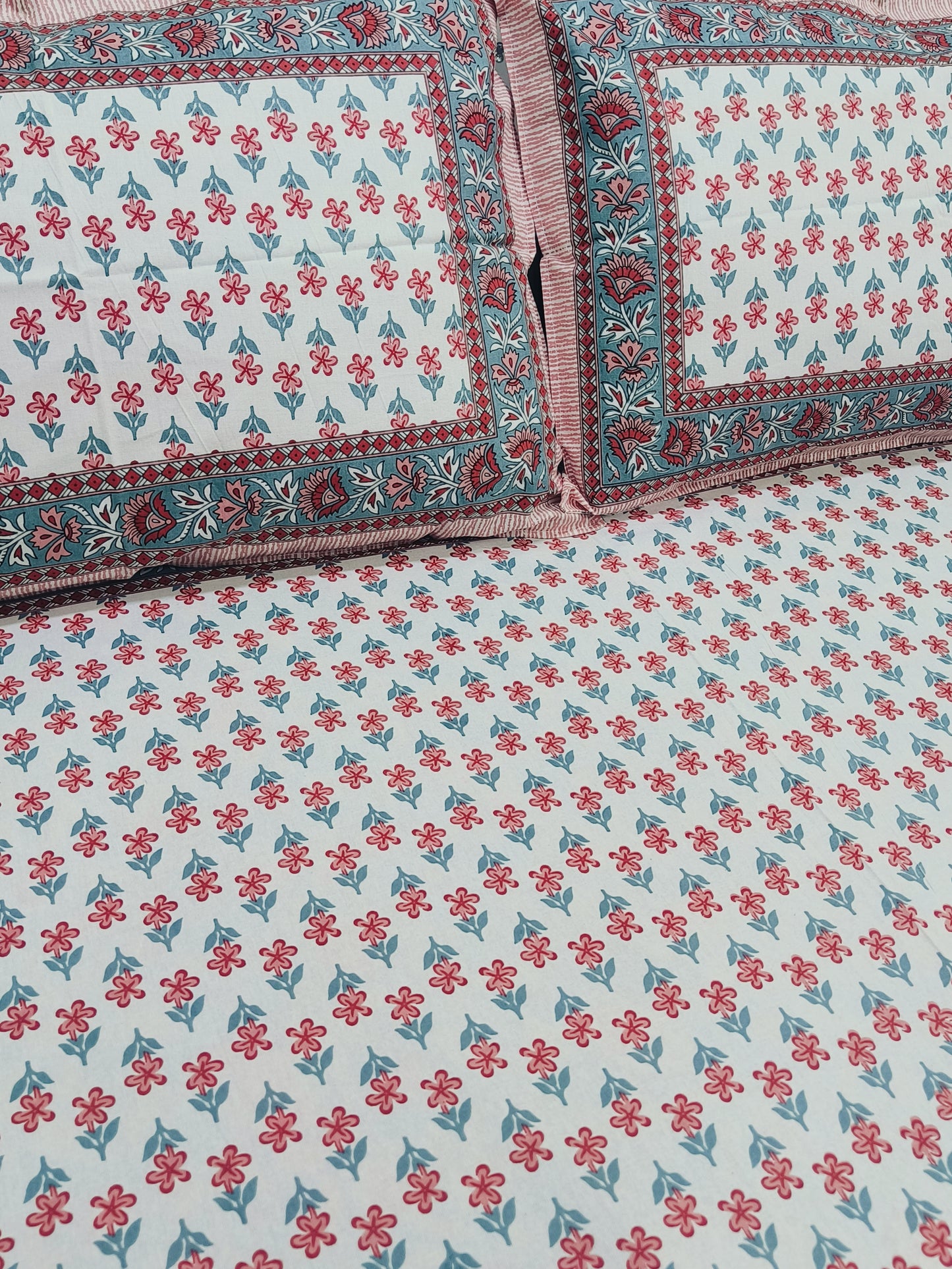 FRESH ARRIVAL! Floral Sadabahaar Bedsheets(Dispatch Time 24 Hours)