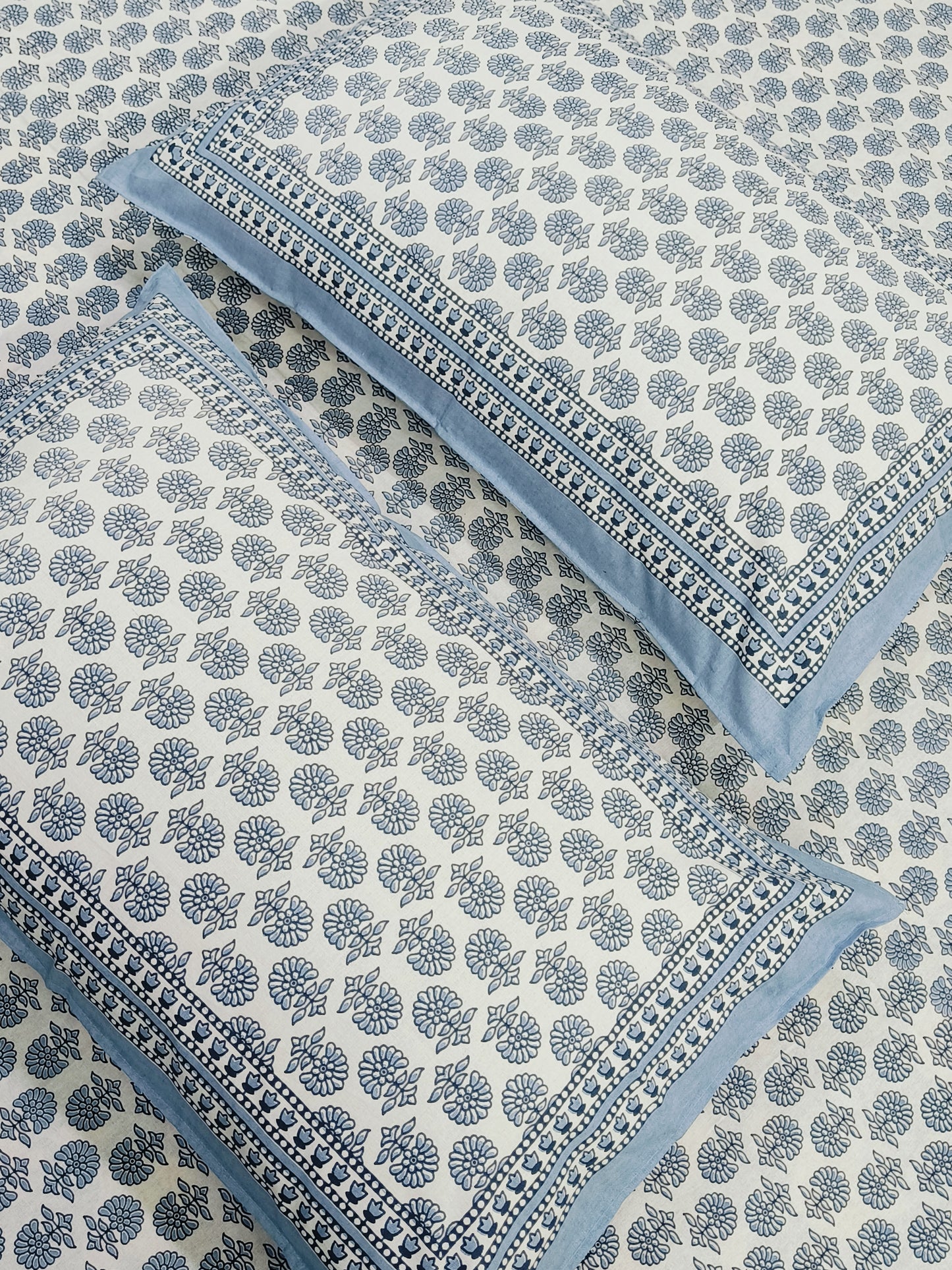 FRESH ARRIVALS Gulbahaar King Size Bedsheets(Dispatch Time 24 Hours)