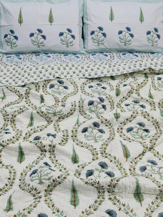 Bedding Sets with Quilts