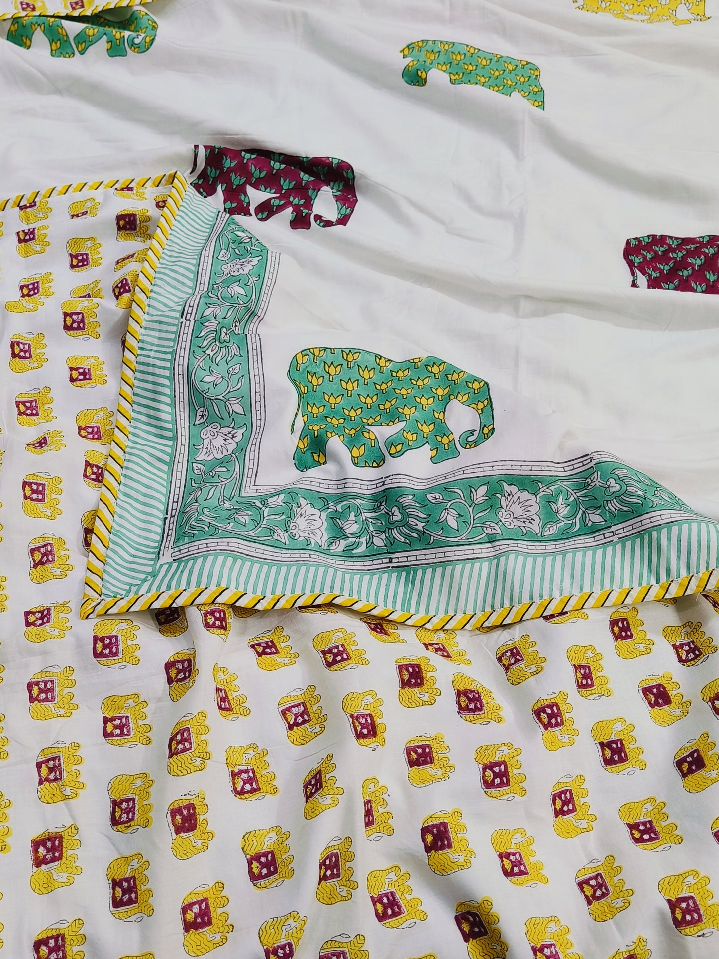 Bedding sets with Dohars