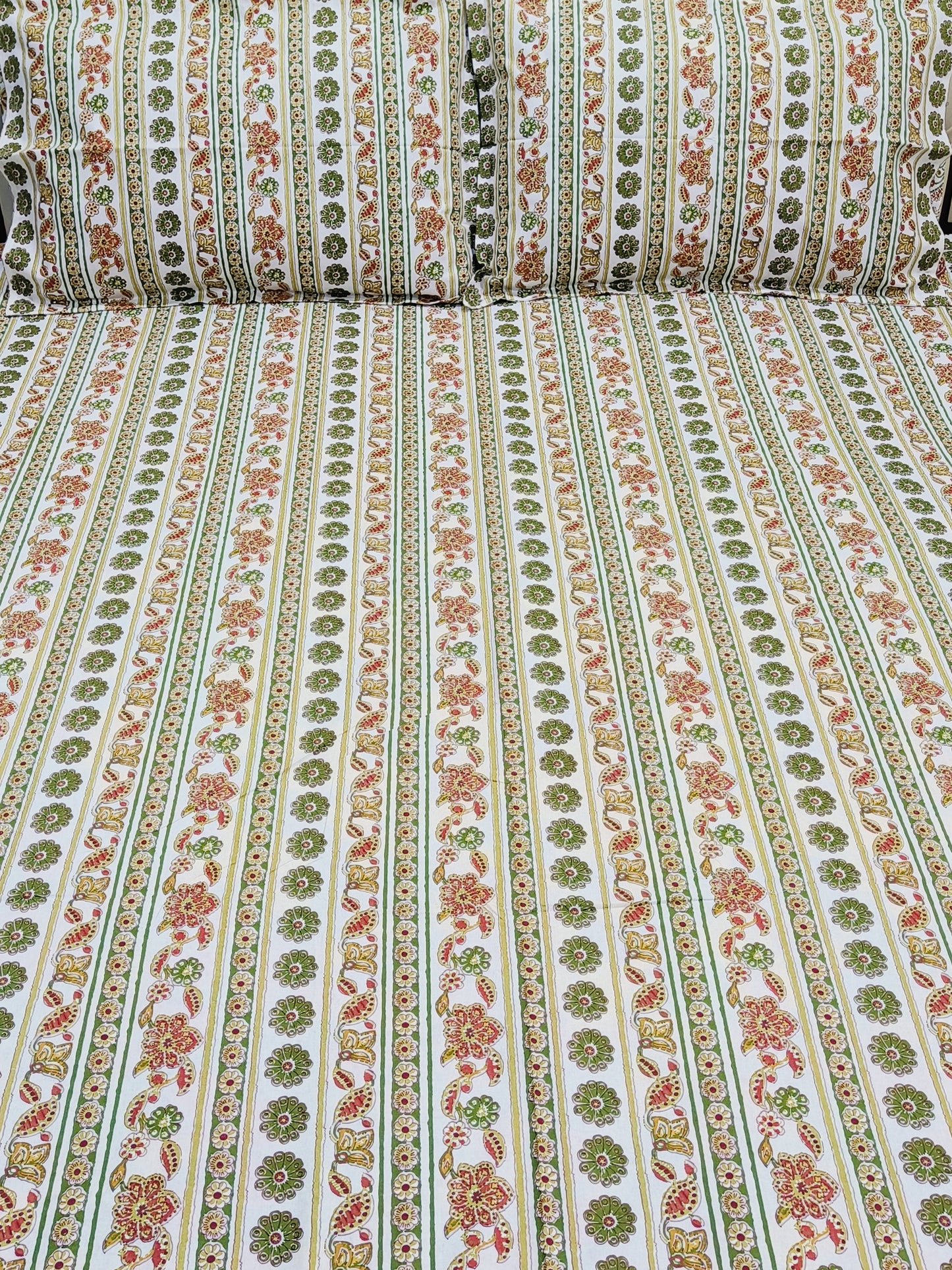 FRESH ARRIVAL! Floral Sadabahaar Bedsheets(Dispatch Time 24 Hours)
