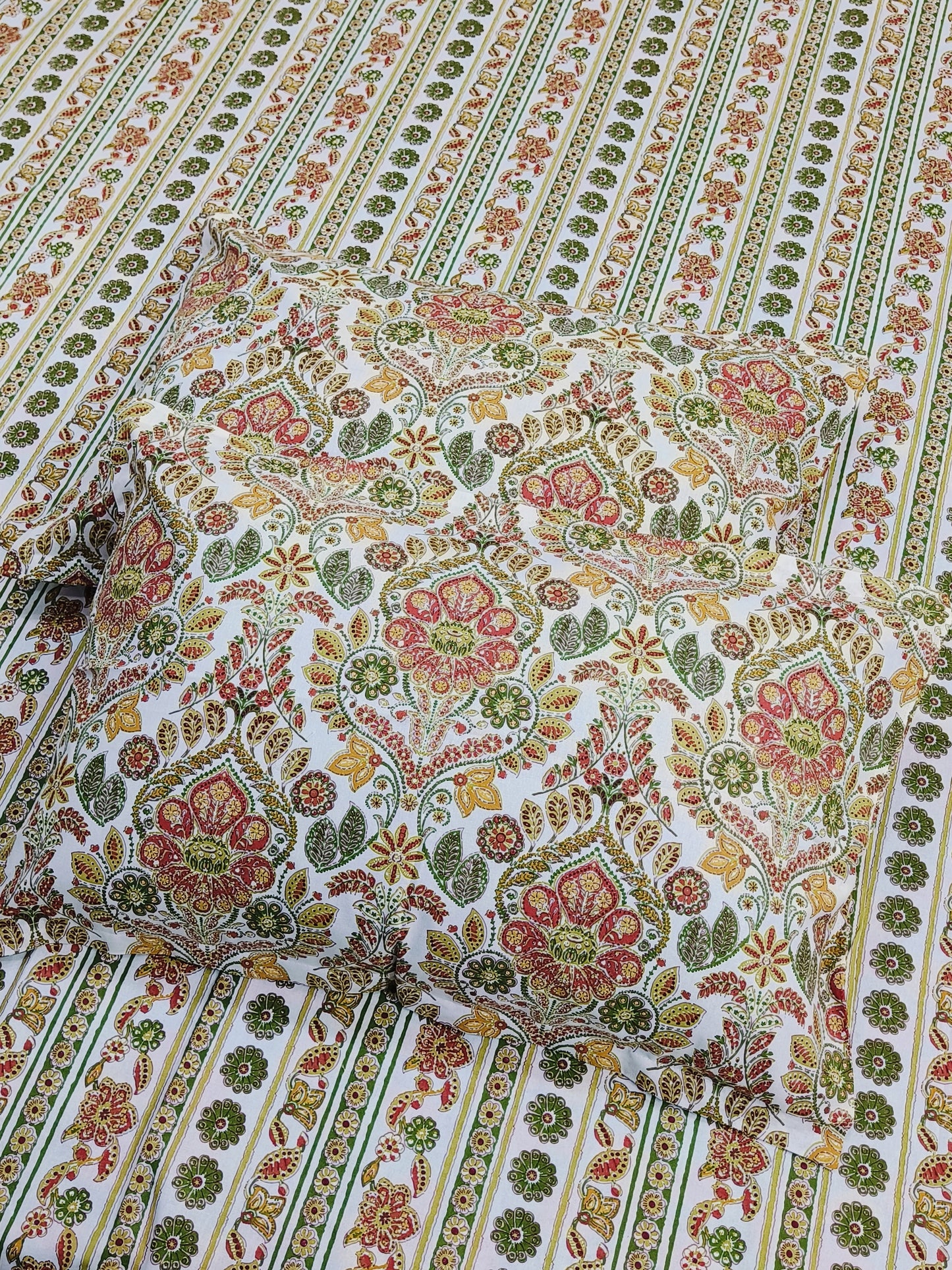 FRESH ARRIVAL! Floral Sadabahaar Bedsheets(Dispatch Time 24 Hours)
