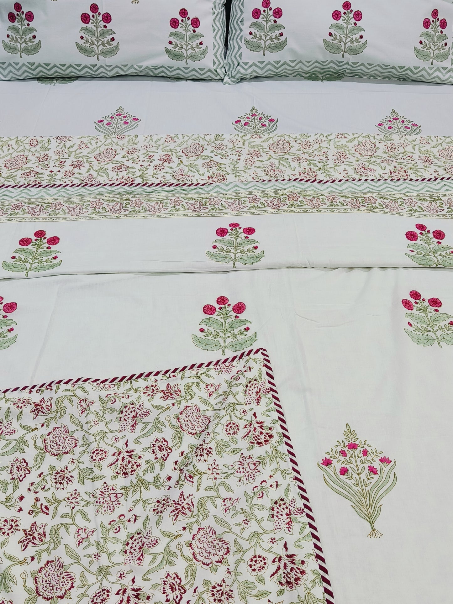Bedding sets with Dohars