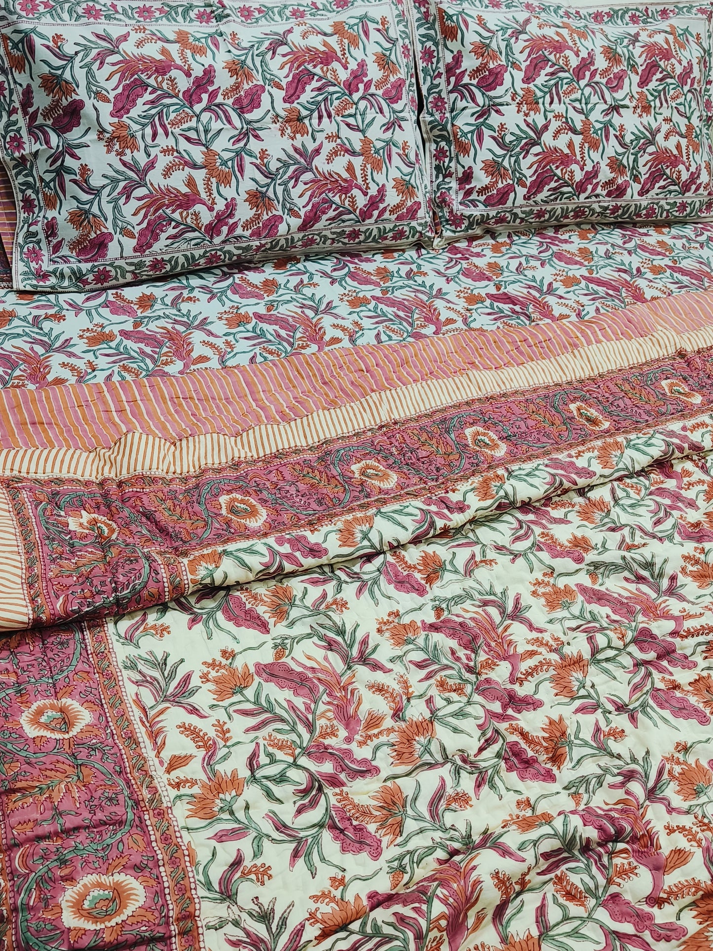 Bedding Sets with Quilts