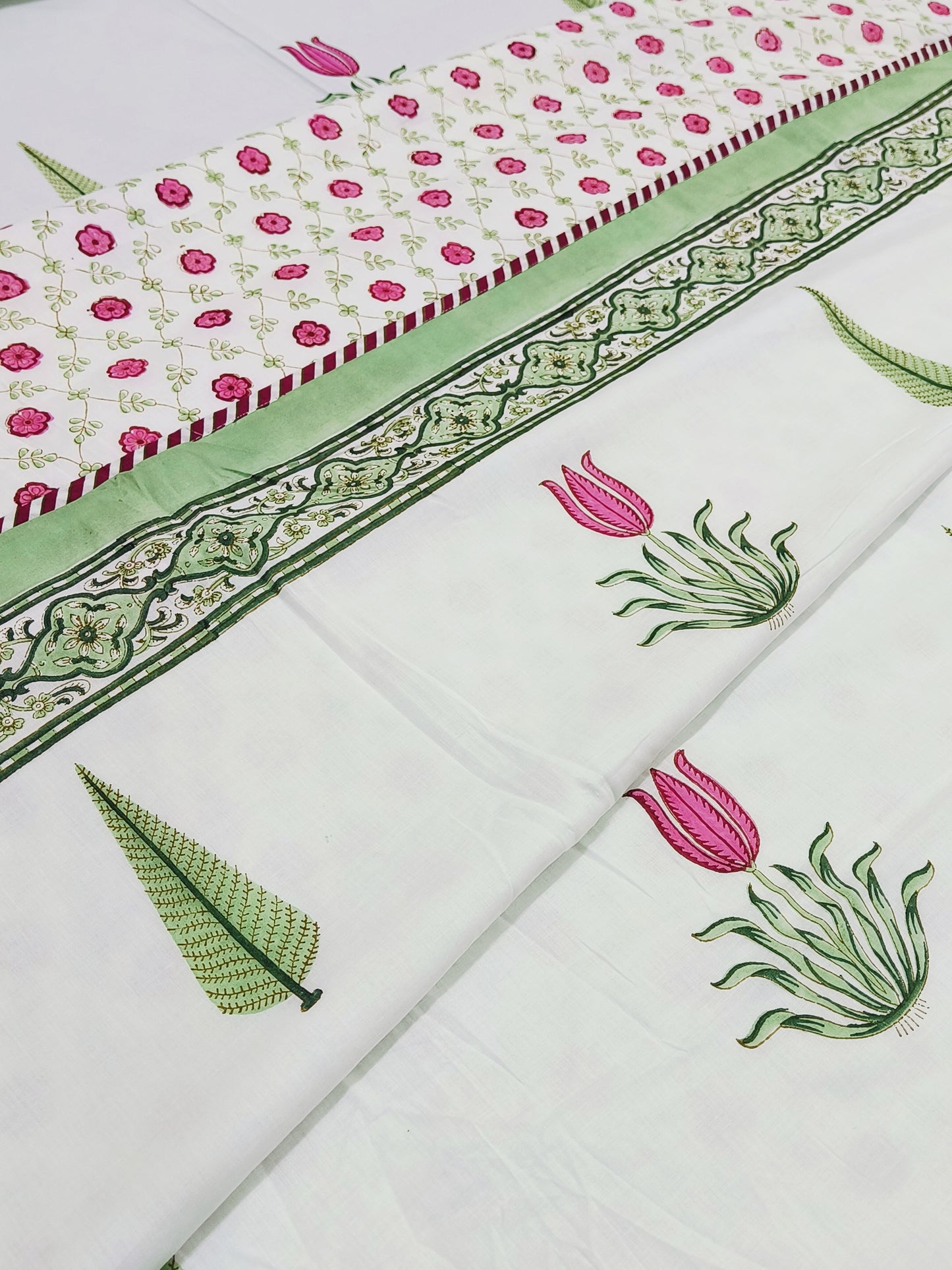 Bedding sets with Dohars
