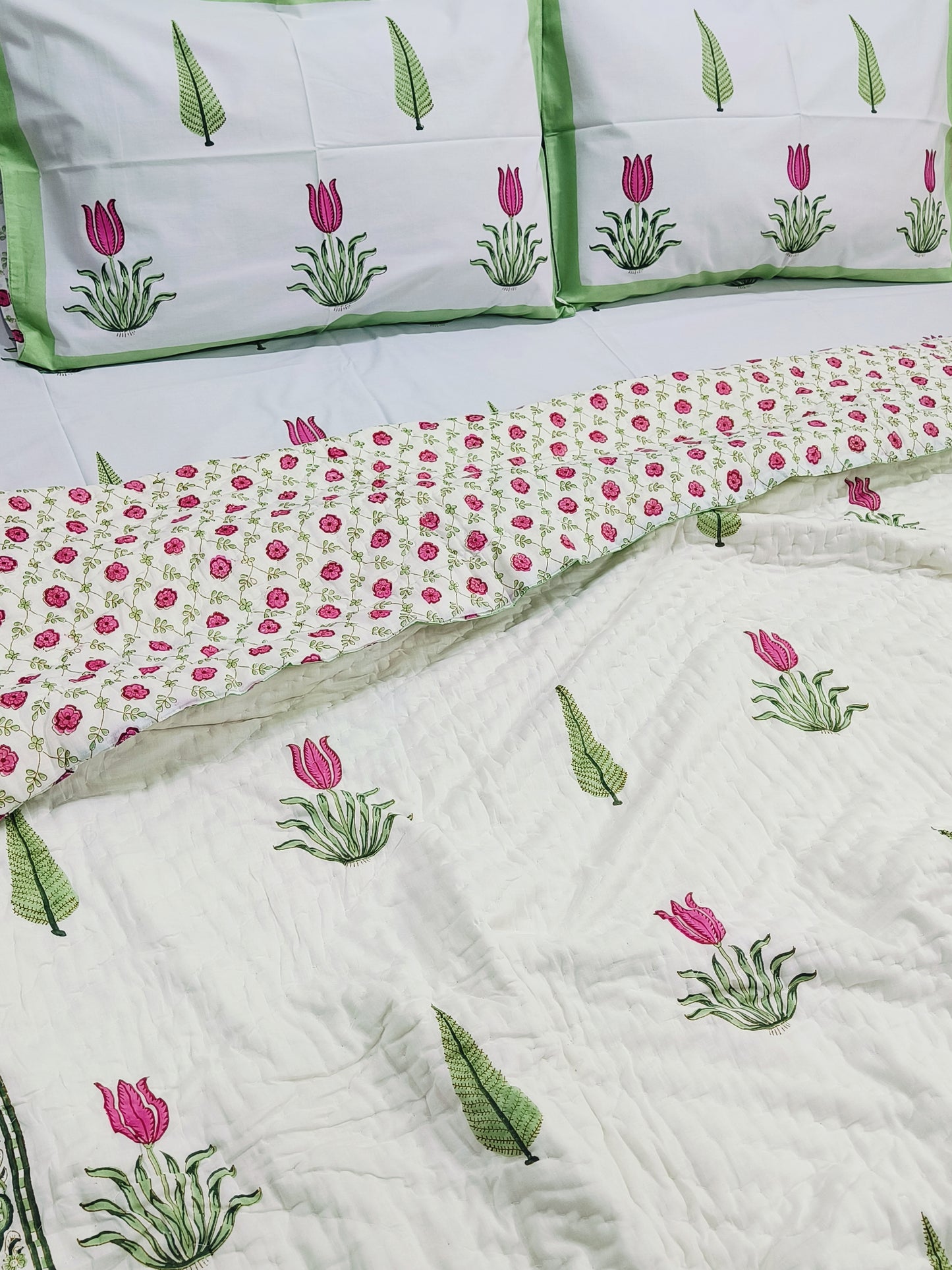 Bedding Sets with Quilts