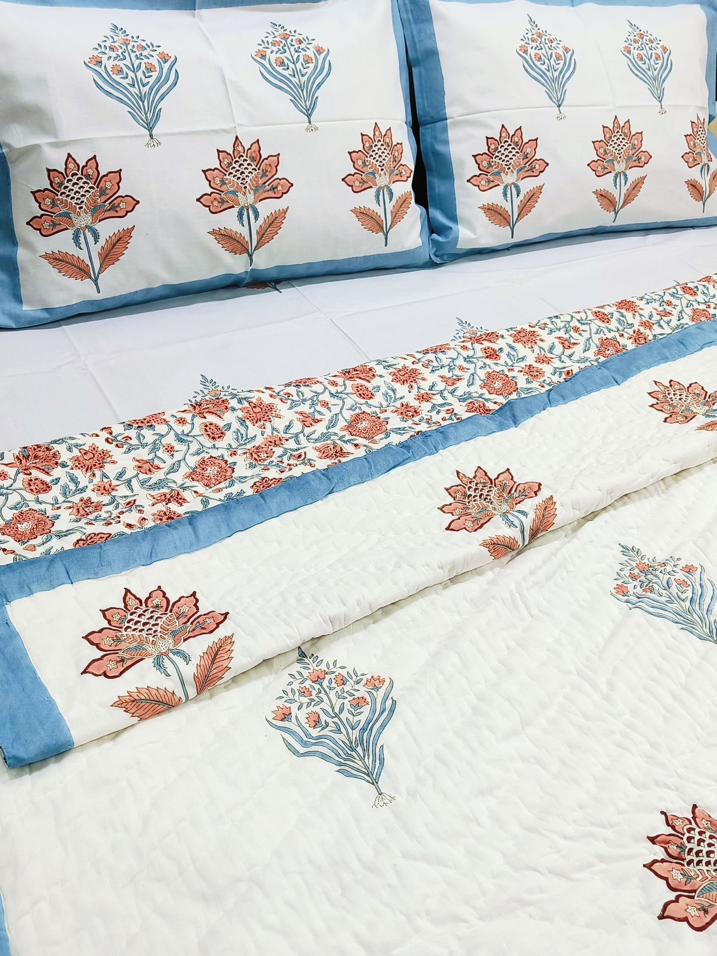 Bedding Sets with Quilts