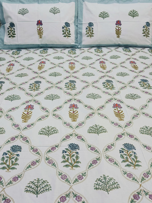 Bedsheet With King Size Pillow Cases