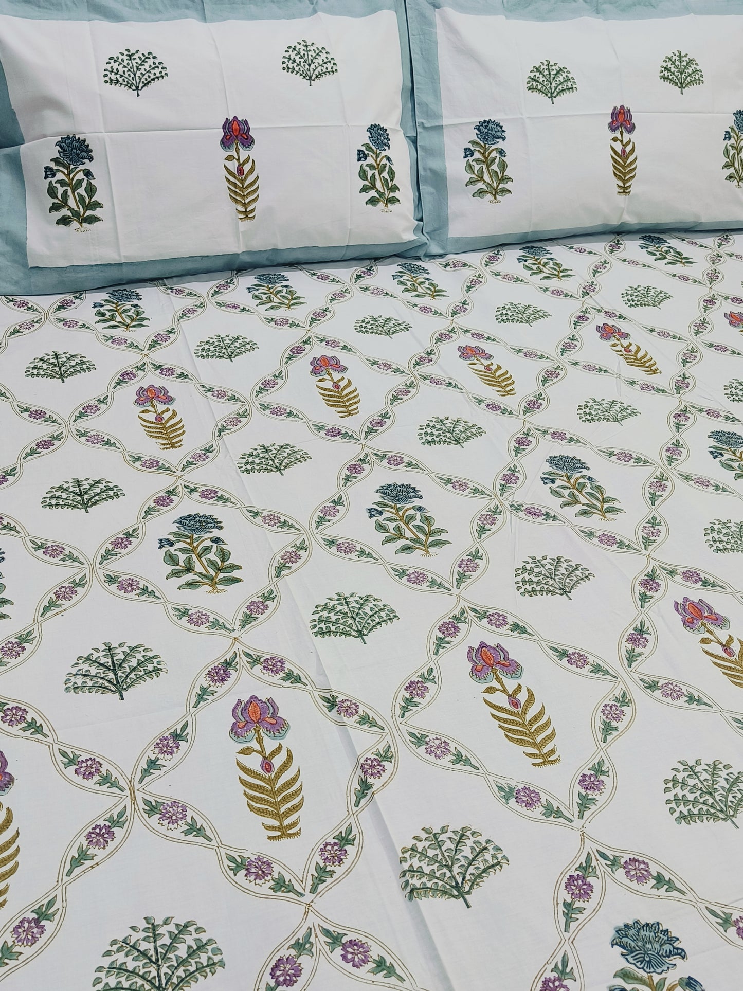 QUEEN Fitted Sheet