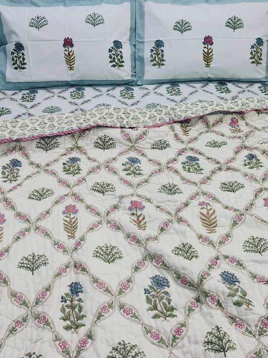 Bedding Sets with Quilts