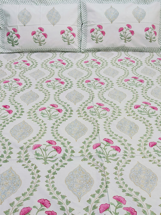 Bedsheet With King Size Pillow Cases