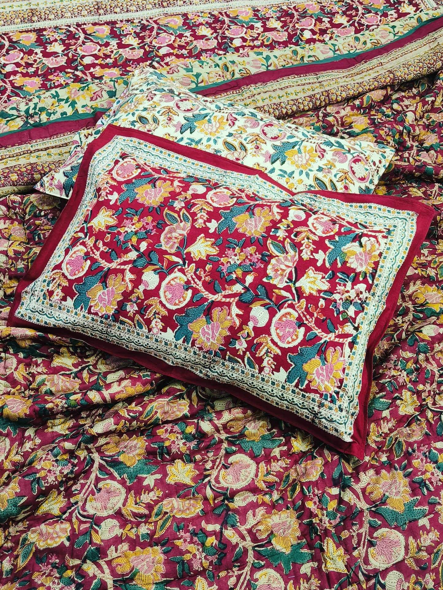 Bedding Sets with Quilts
