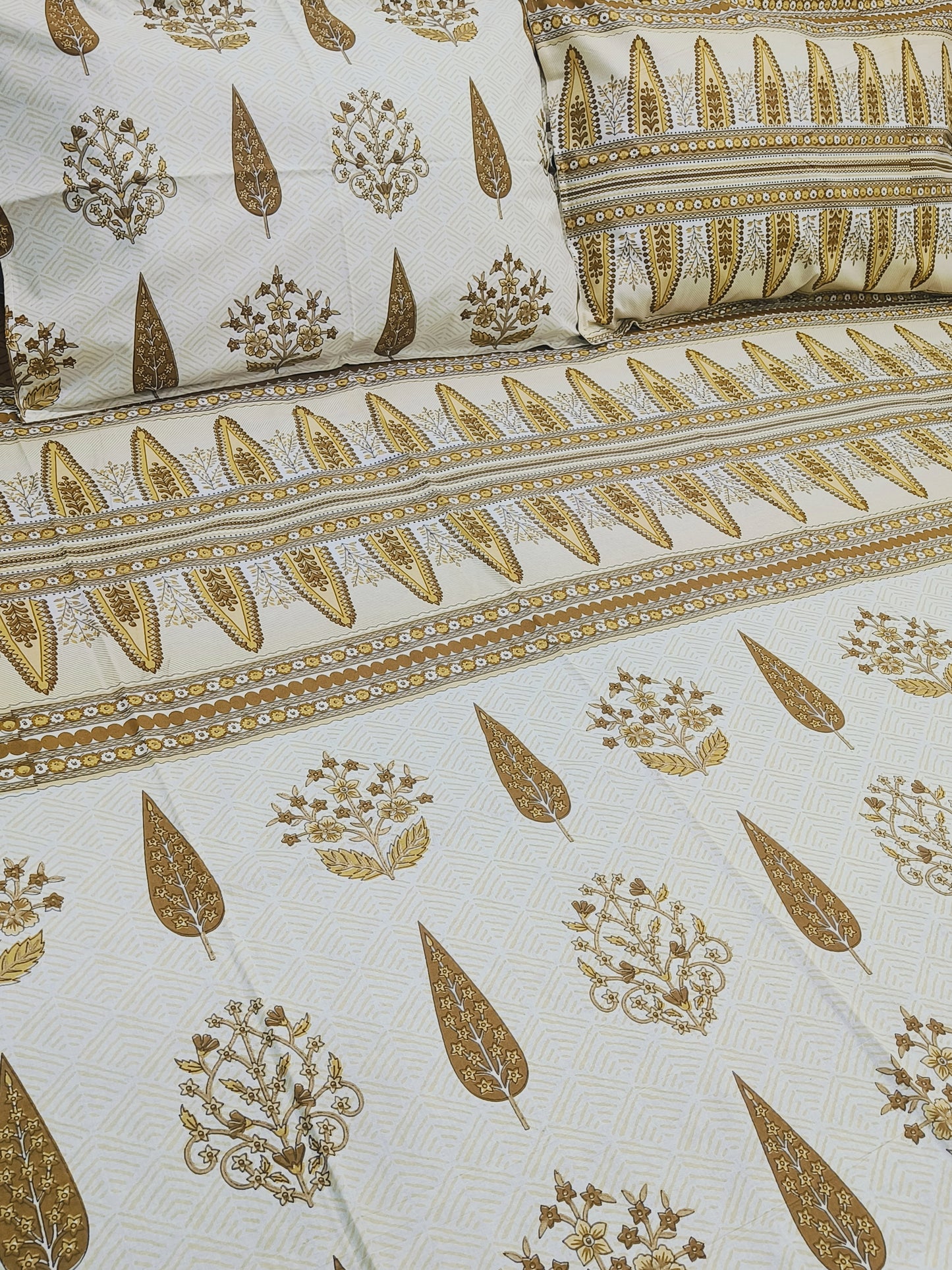 Gulbahaar King Size Bedsheets(Dispatch Time 24 Hours)