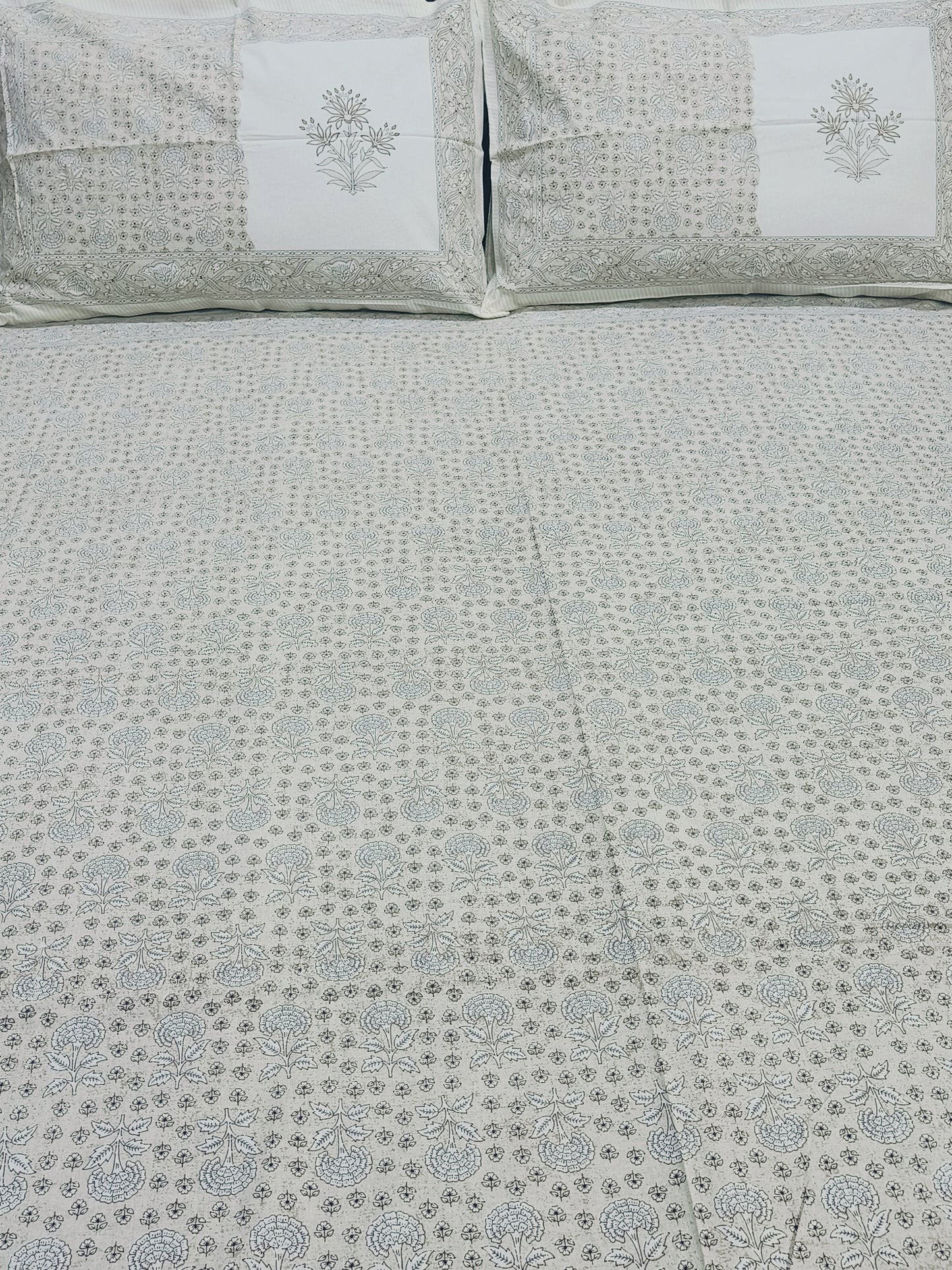 FRESH ARRIVAL! Floral Sadabahaar Bedsheets(Dispatch Time 24 Hours)