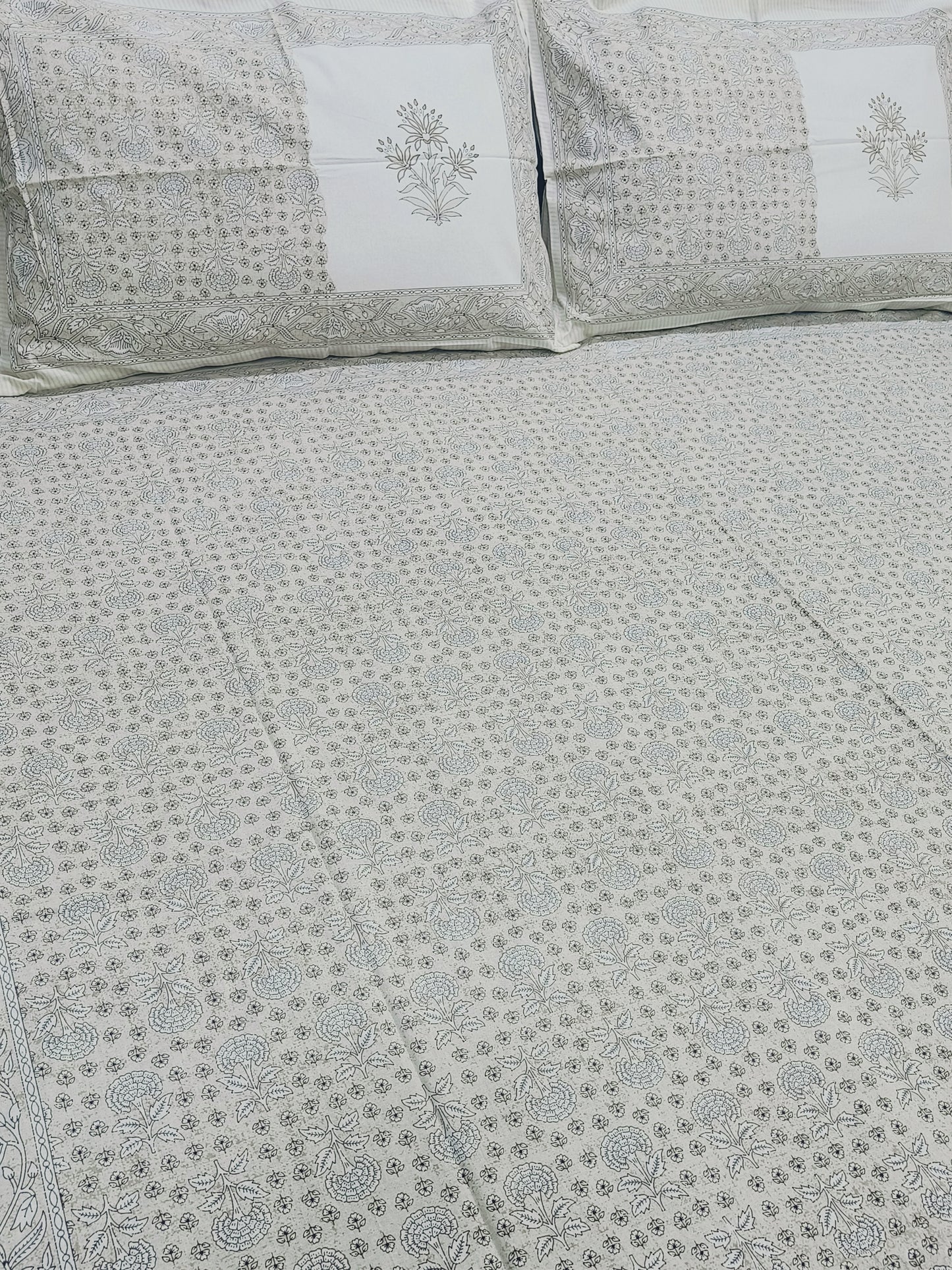 FRESH ARRIVAL! Floral Sadabahaar Bedsheets(Dispatch Time 24 Hours)