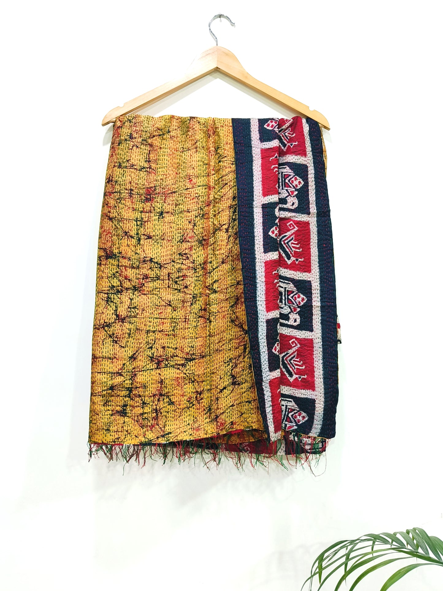 Kantha Dupatta