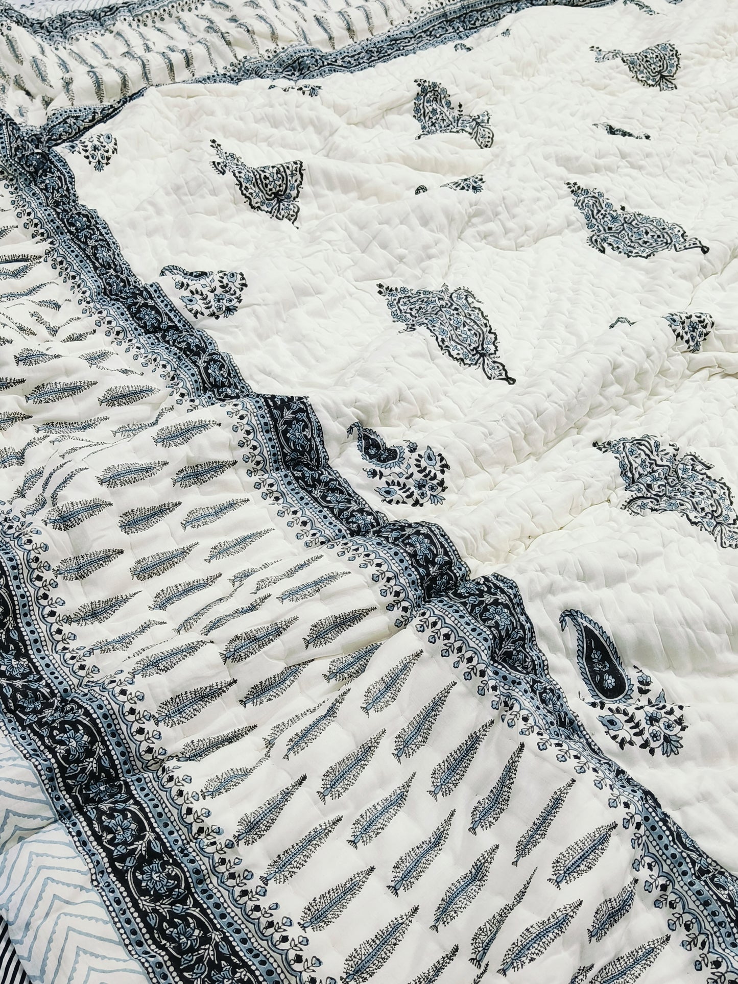 FRESH ARRIVAL Quilts (Double Bed)