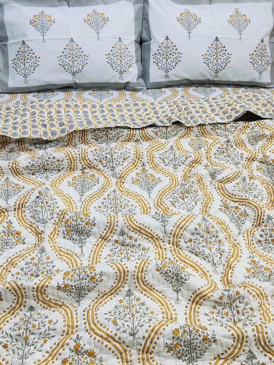Bedding Sets with Quilts