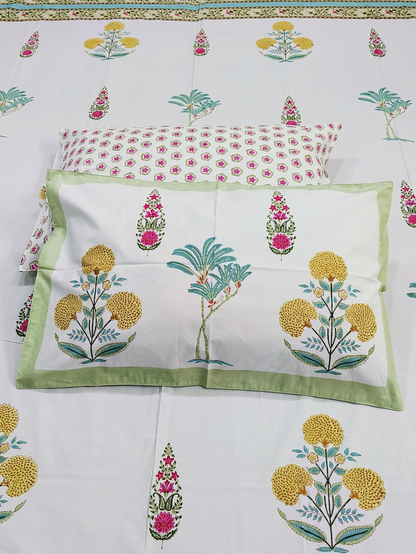 Handblock Printed Premium Bedsheet (Dispatch Time 24 Hours)