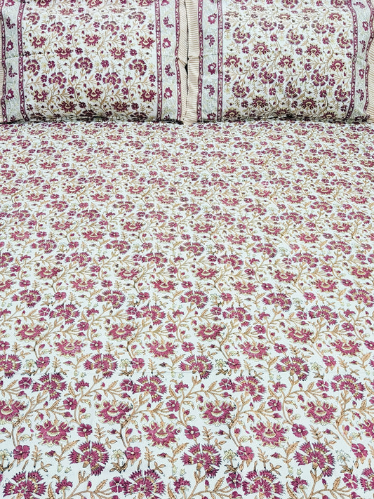 Bedsheet With King Size Pillow Cases