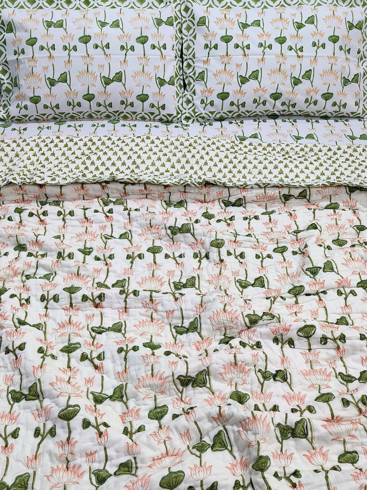 Bedding Sets with Quilts