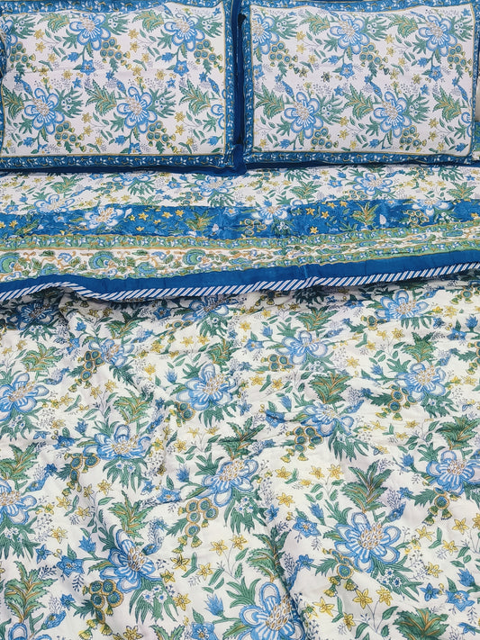 Bedding Sets with Quilts