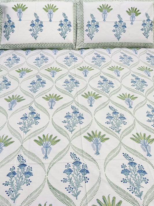 Bedsheet With King Size Pillow Cases