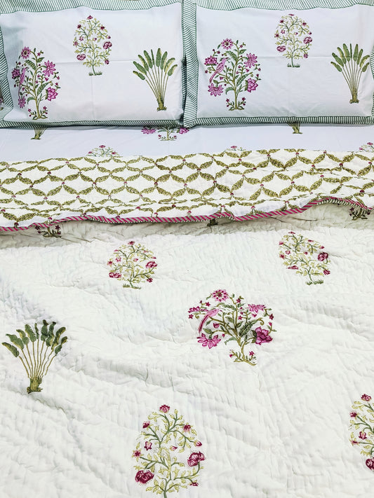 Bedding Sets with Quilts
