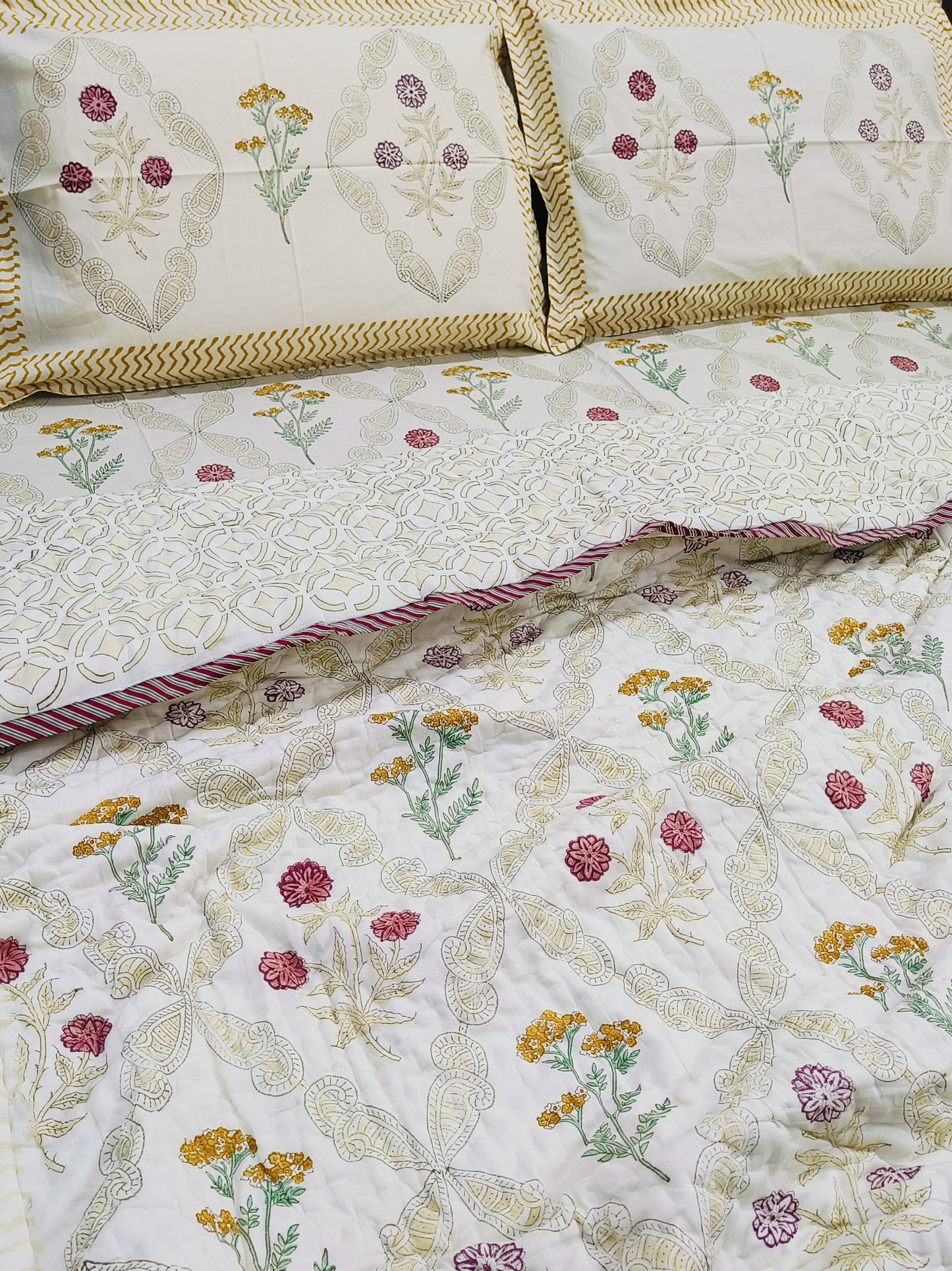 Bedding Sets with Quilts