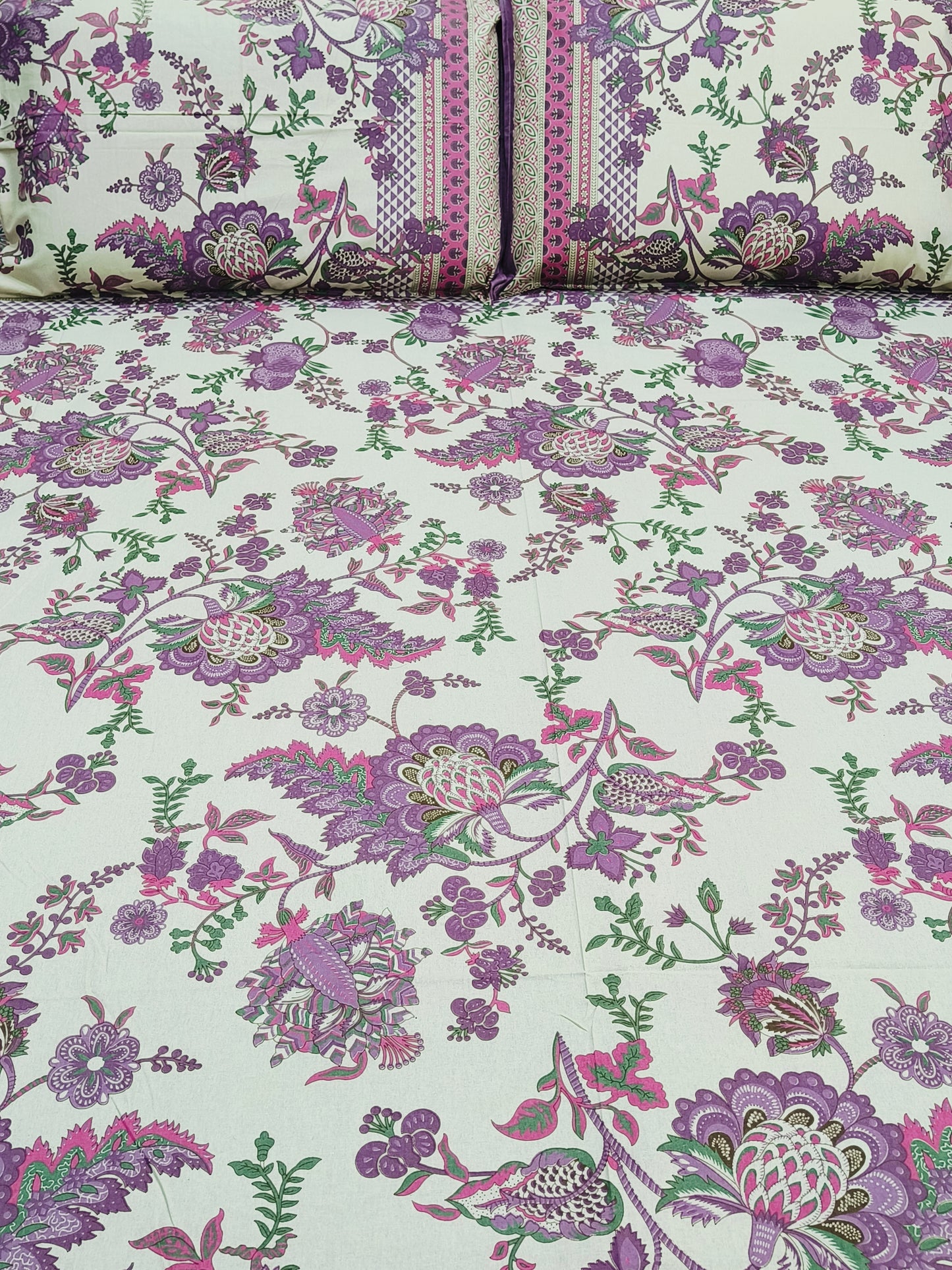 Floral Sadabahaar Bedsheets(Dispatch Time 24 Hours)